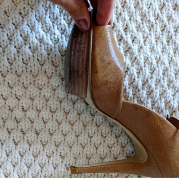 BCBGMAXAZRIA Platform High Heel Stiletto Sandals - Picture 7 of 8